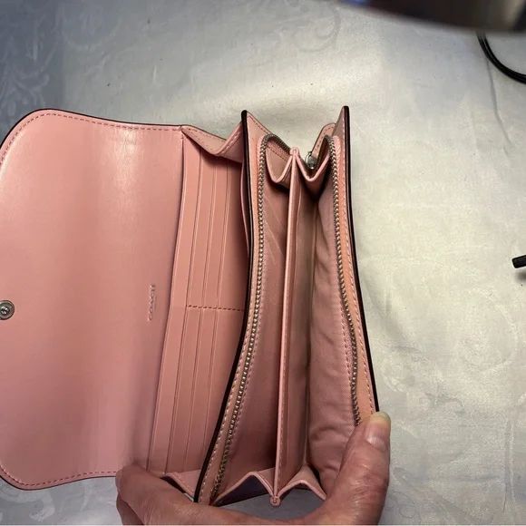 COACH Accordian Wallet Pink and Tan Chic and Functional - Picture 5 of 6